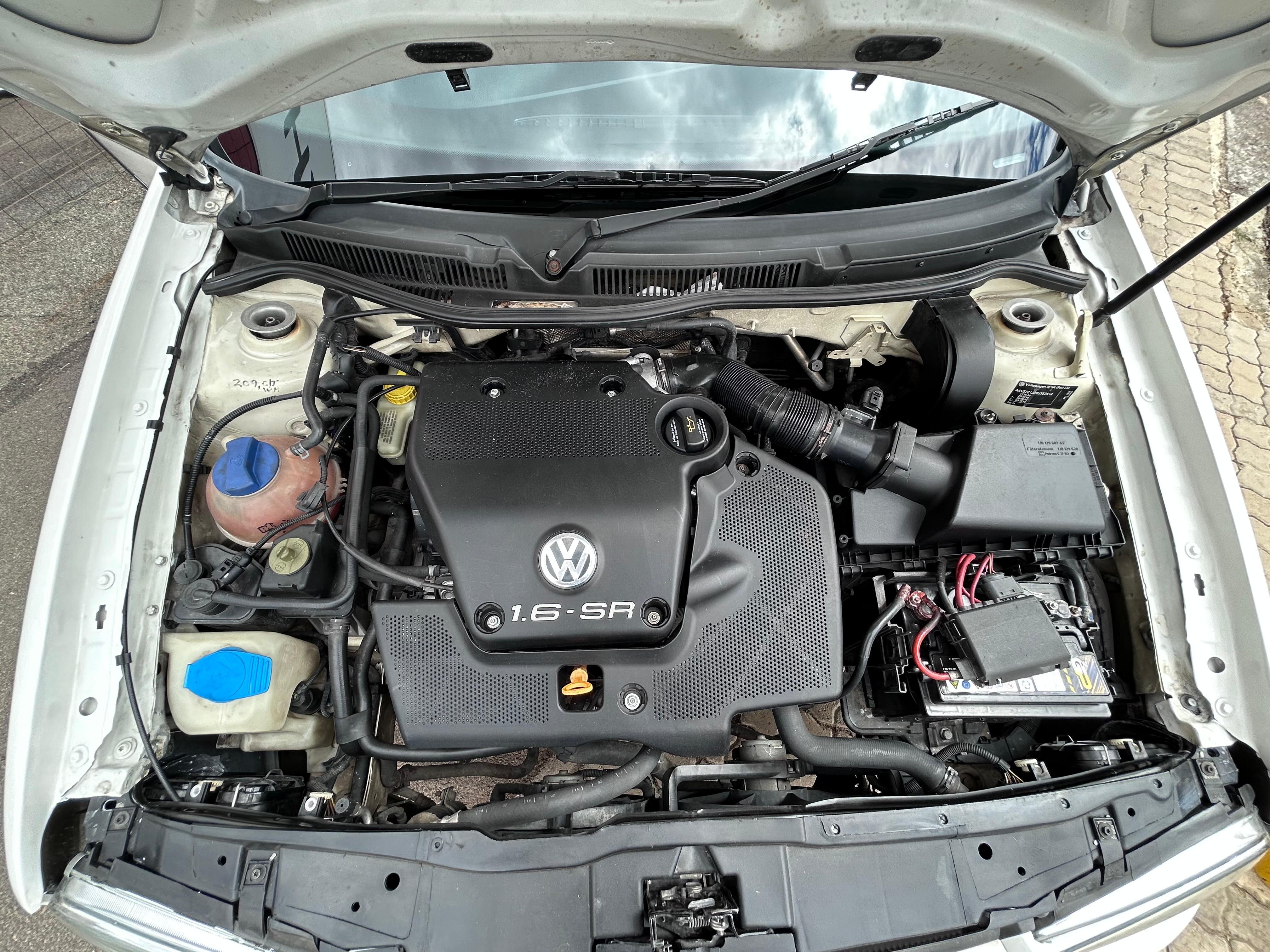 2003 Volkswagen Golf 4 1.6i thumbnail