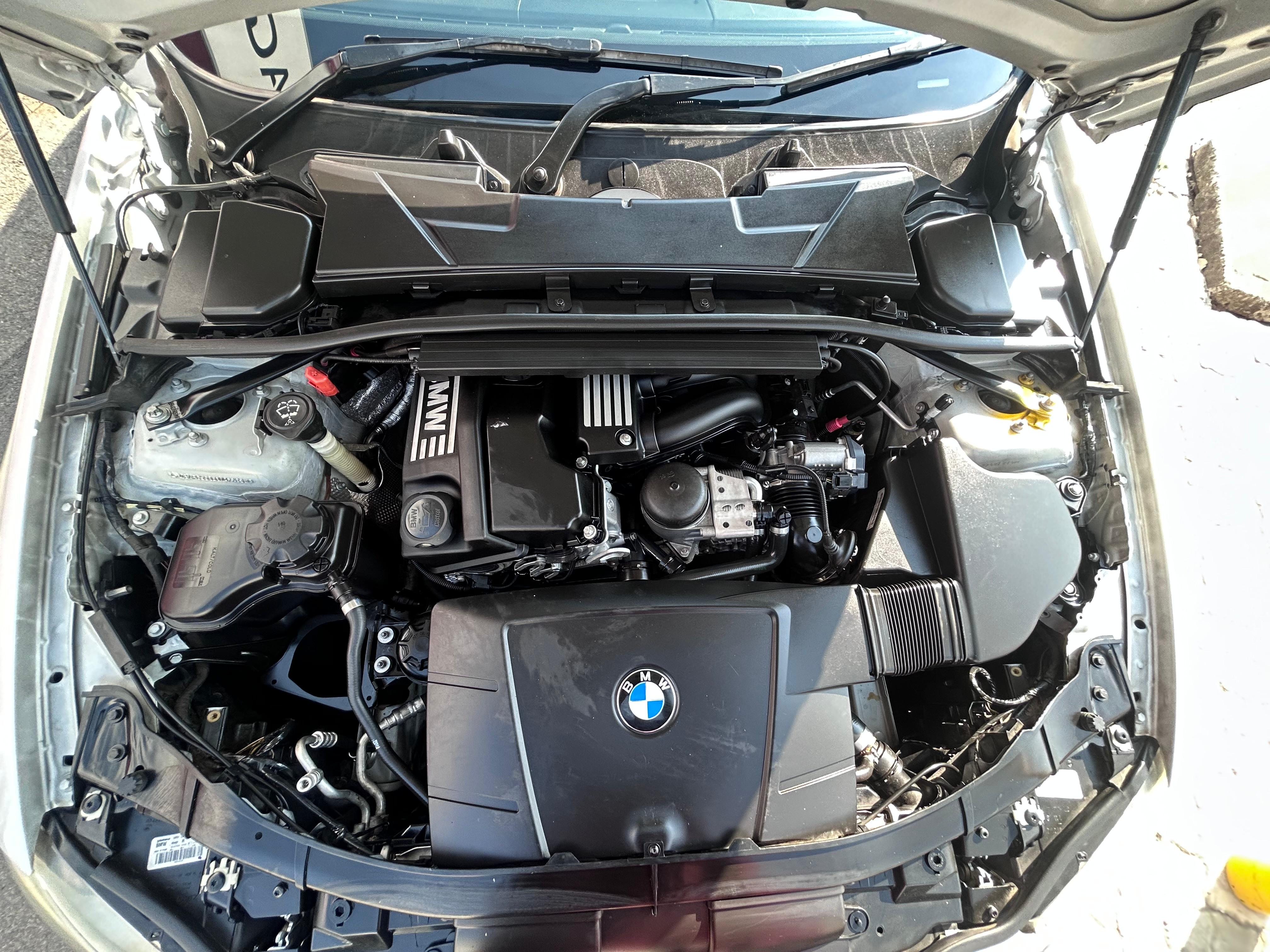 2010 Bmw 320i A/T  thumbnail
