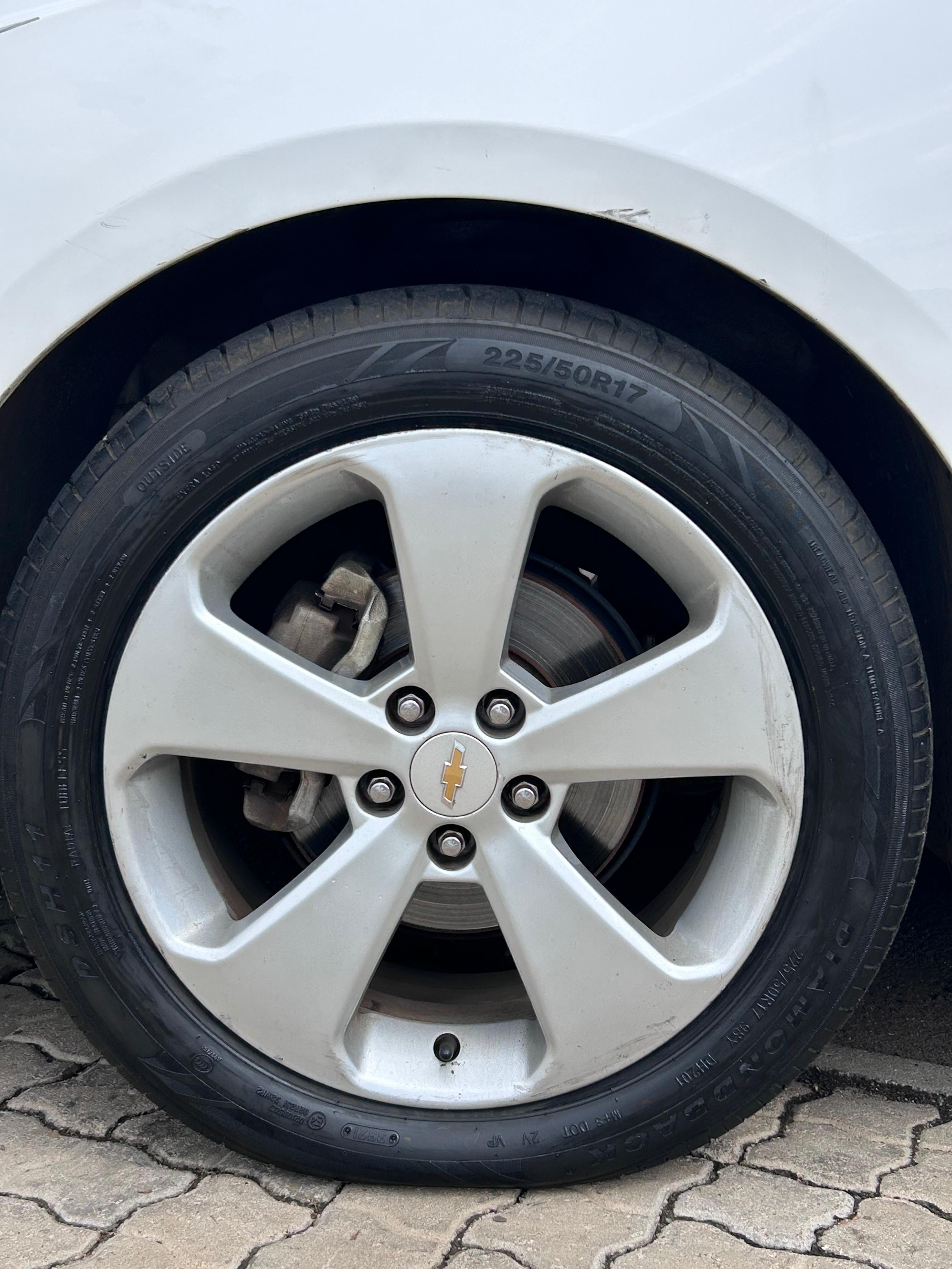 2012 Chevrolet Cruze 1.8 LT A/T thumbnail