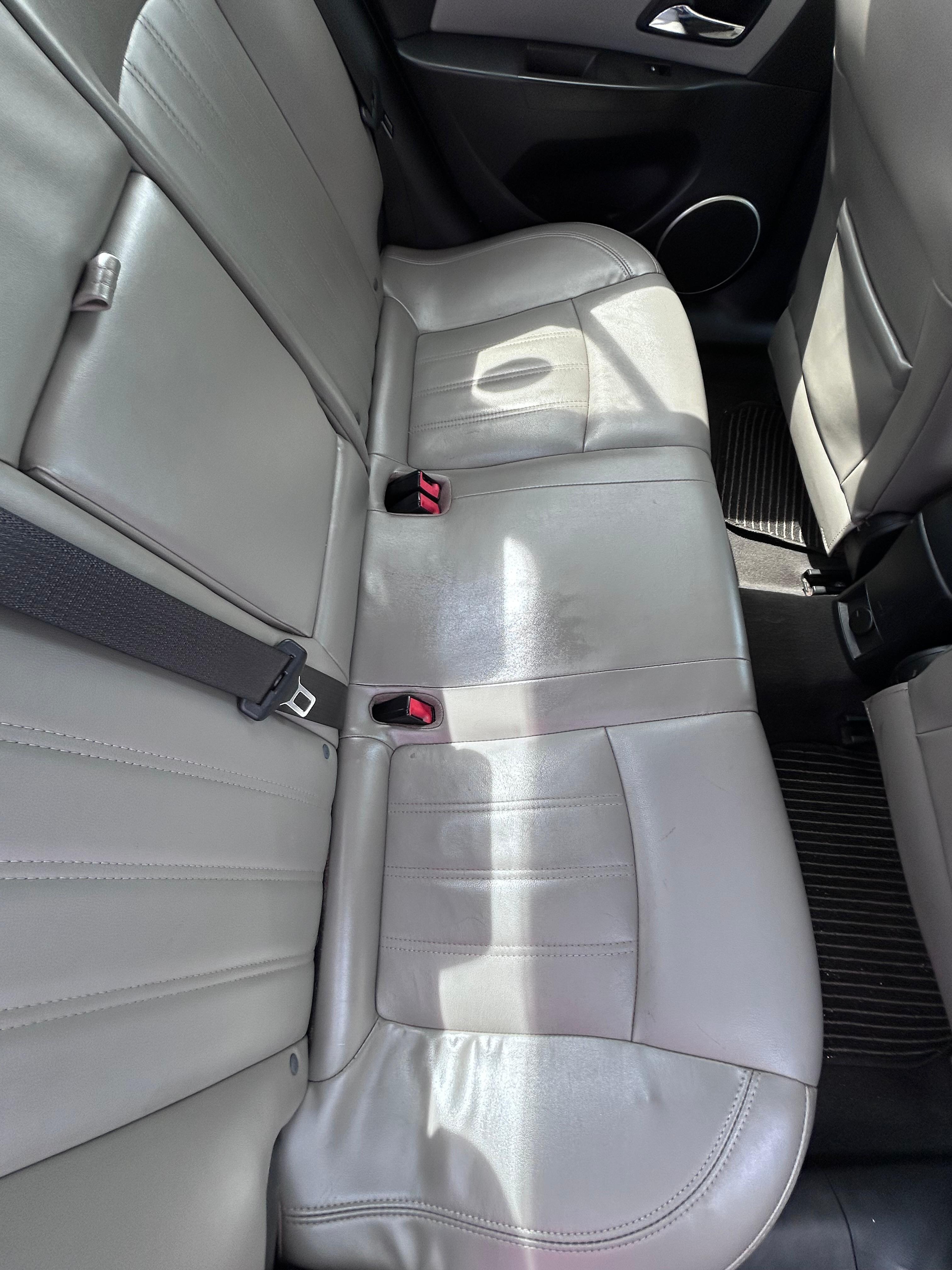 2012 Chevrolet Cruze 1.8 LT A/T thumbnail