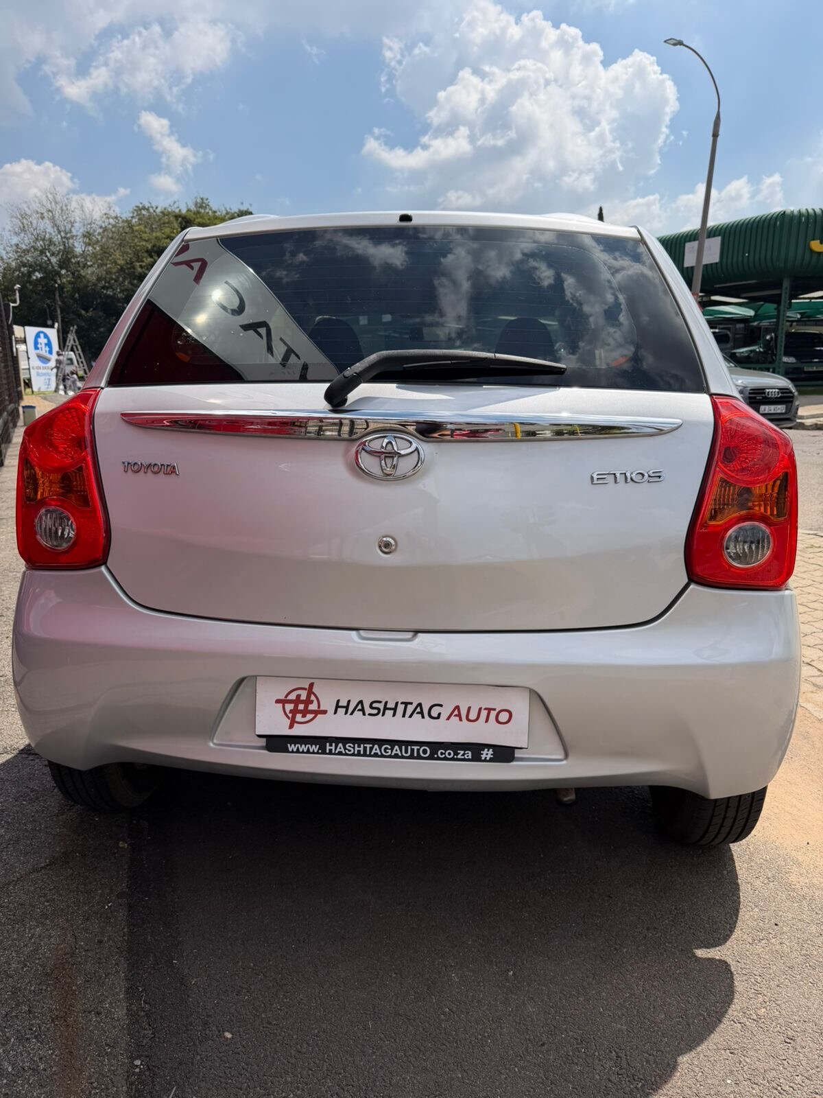 2012 Toyota Etios 1.5 XS 5Dr thumbnail