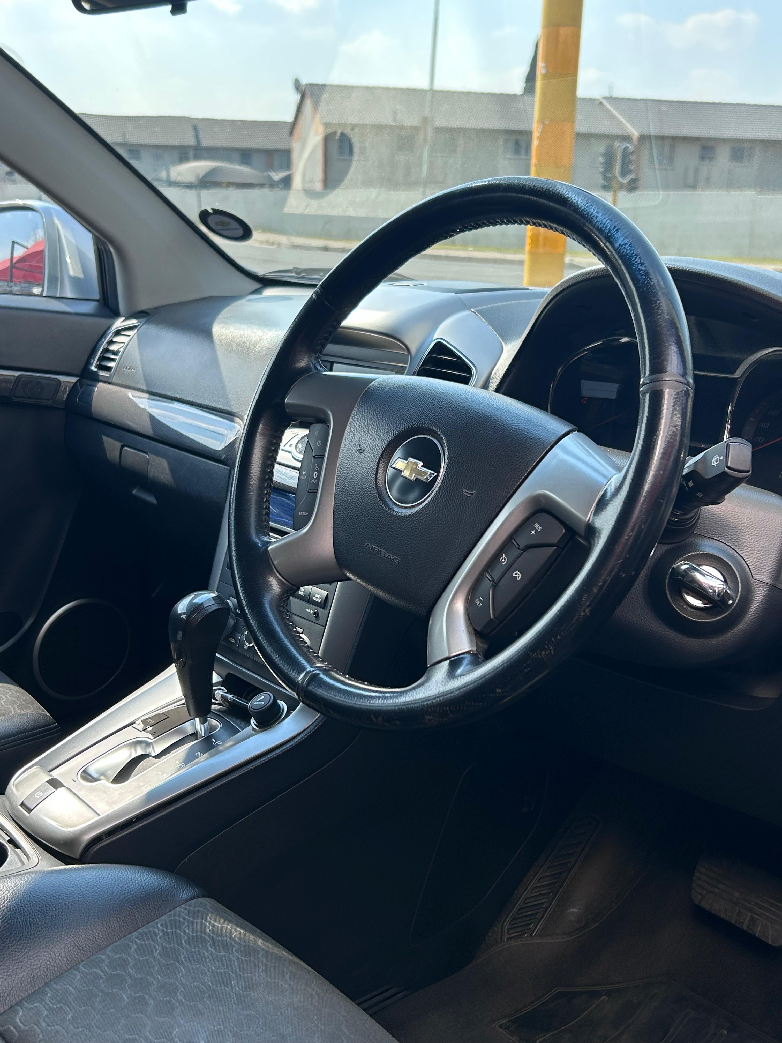 2014 Chevrolet Captiva 2.2 LT A/T 7 Seater  thumbnail
