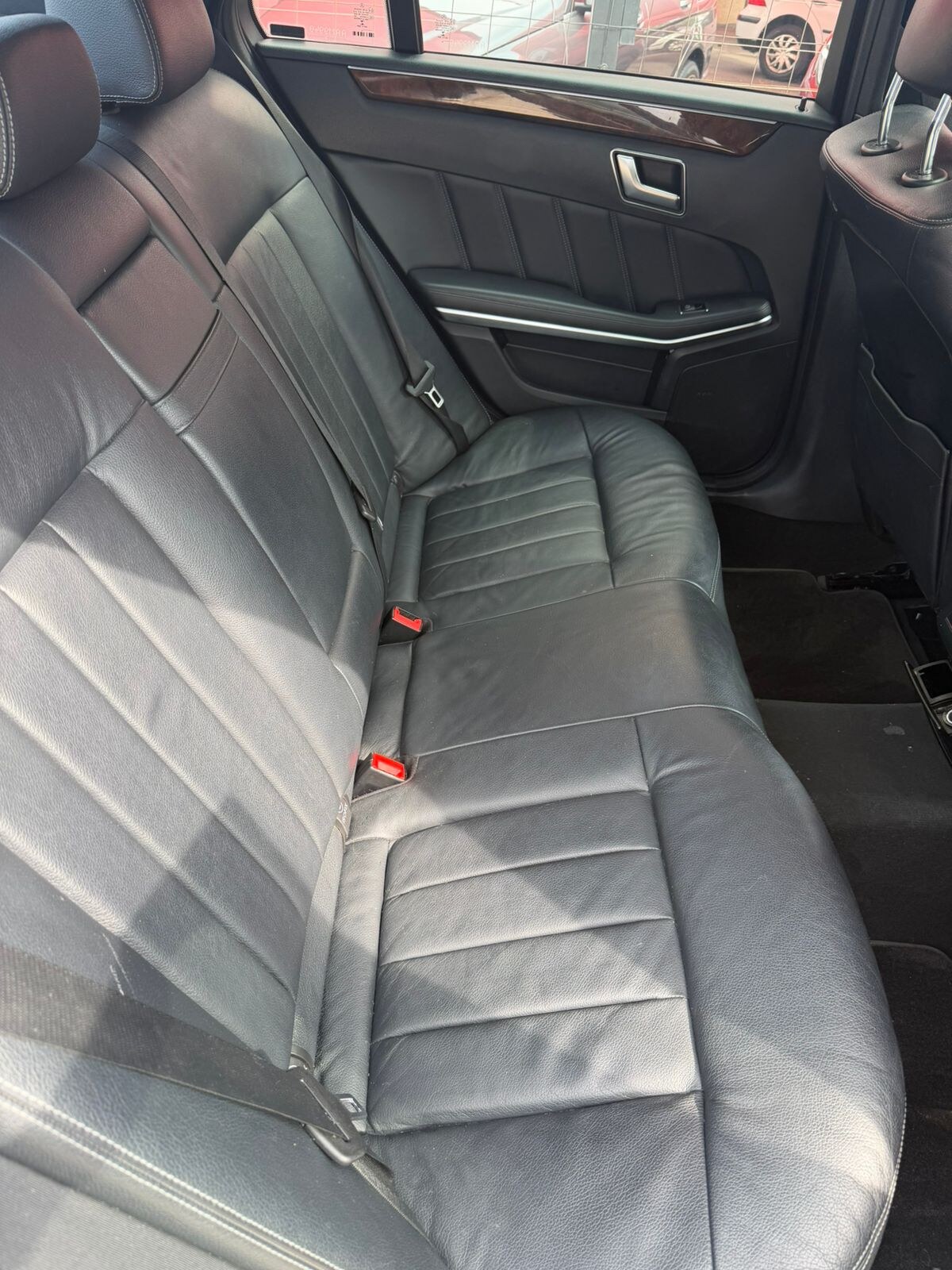 2014 Mercedes-benz E200 CGI A/T thumbnail