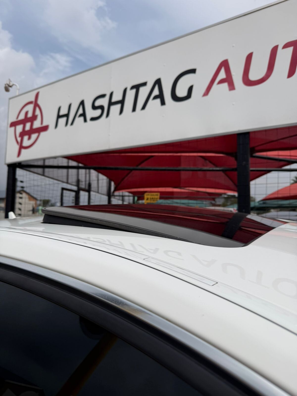 2014 Mercedes-benz E200 CGI A/T thumbnail