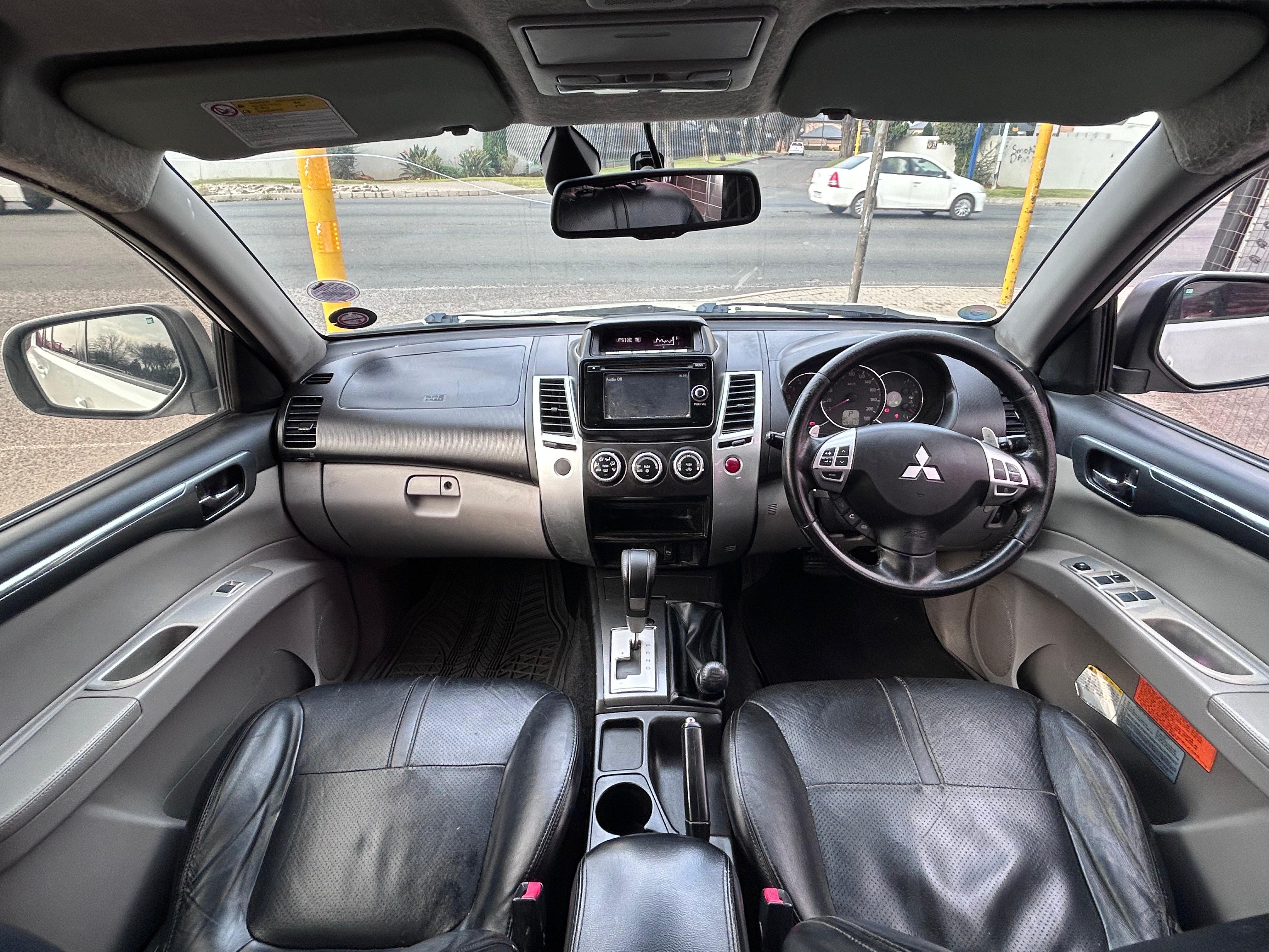 2014 Mitsubishi Pajero Sport 2.5 Di-D 4x4 A/T - 7 SEATER  thumbnail